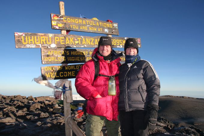 Foto: Jarle Traa.

På toppen av Kilimanjaro. Uhuru Peak 5895 moh.
Fint vær og i fin form.



